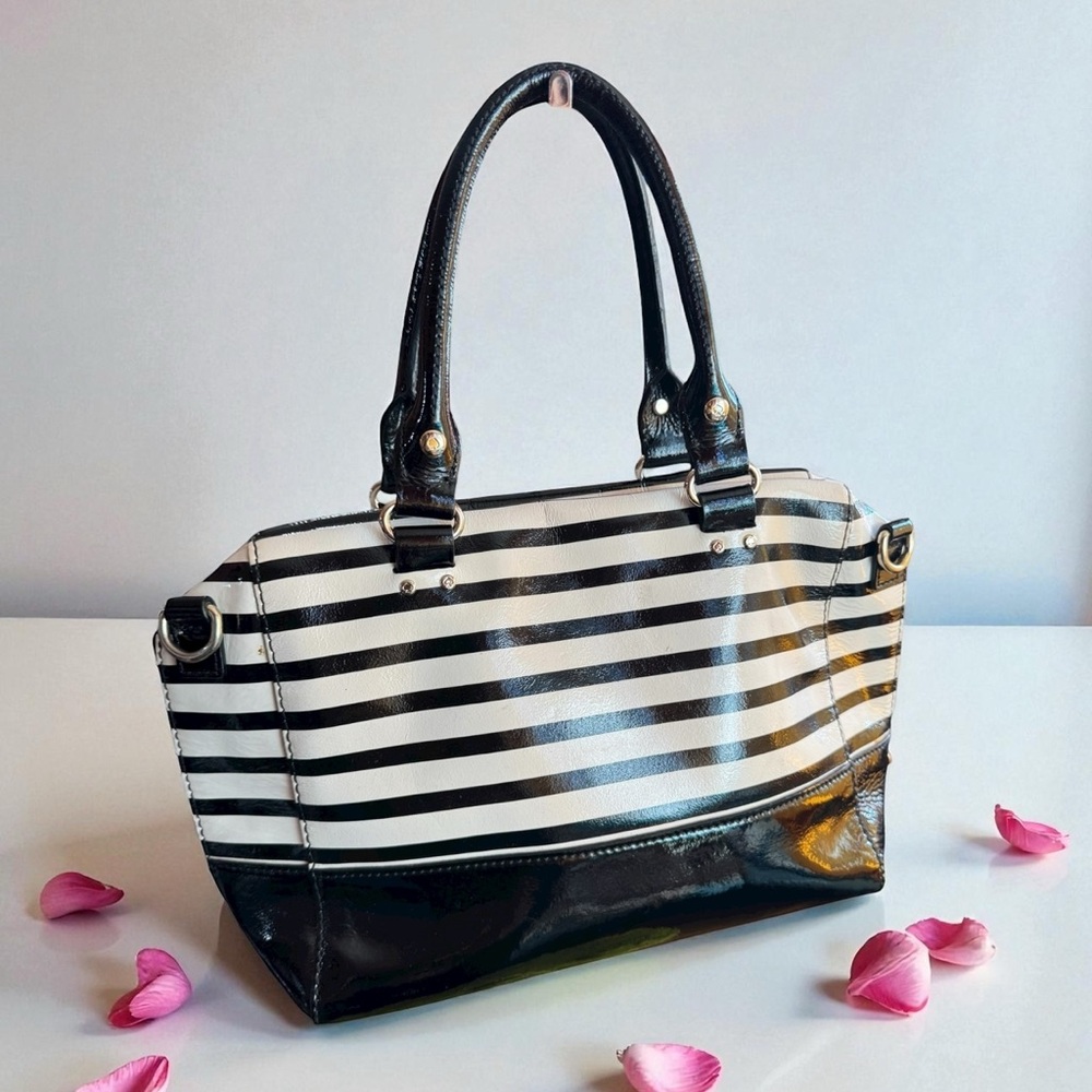Kate Spade Wellesley Alessa Patent Leather Two Way Striped Satchel Bag. - Picture 3 of 12